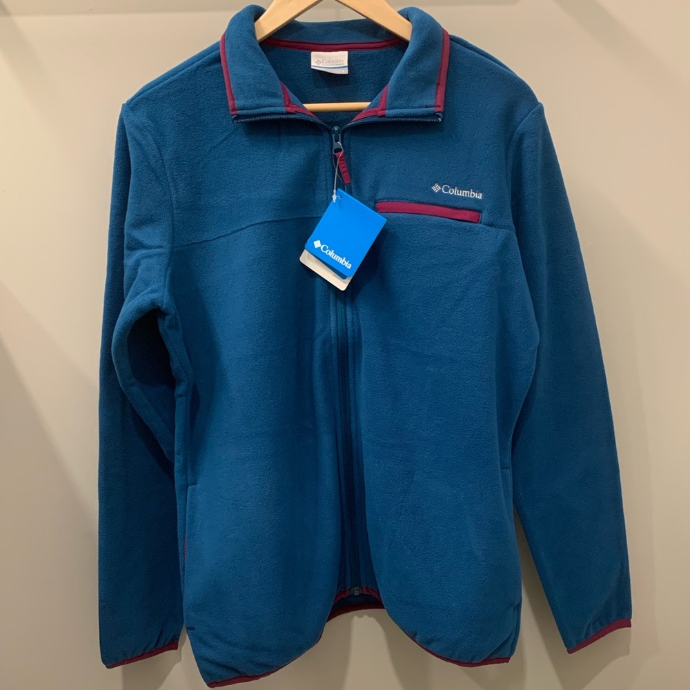 Super soft Columbia Sweater